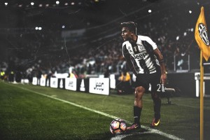 世界杯2026-斯通斯，从压力火山口到荣耀之巅，英格兰磐石的自我救赎