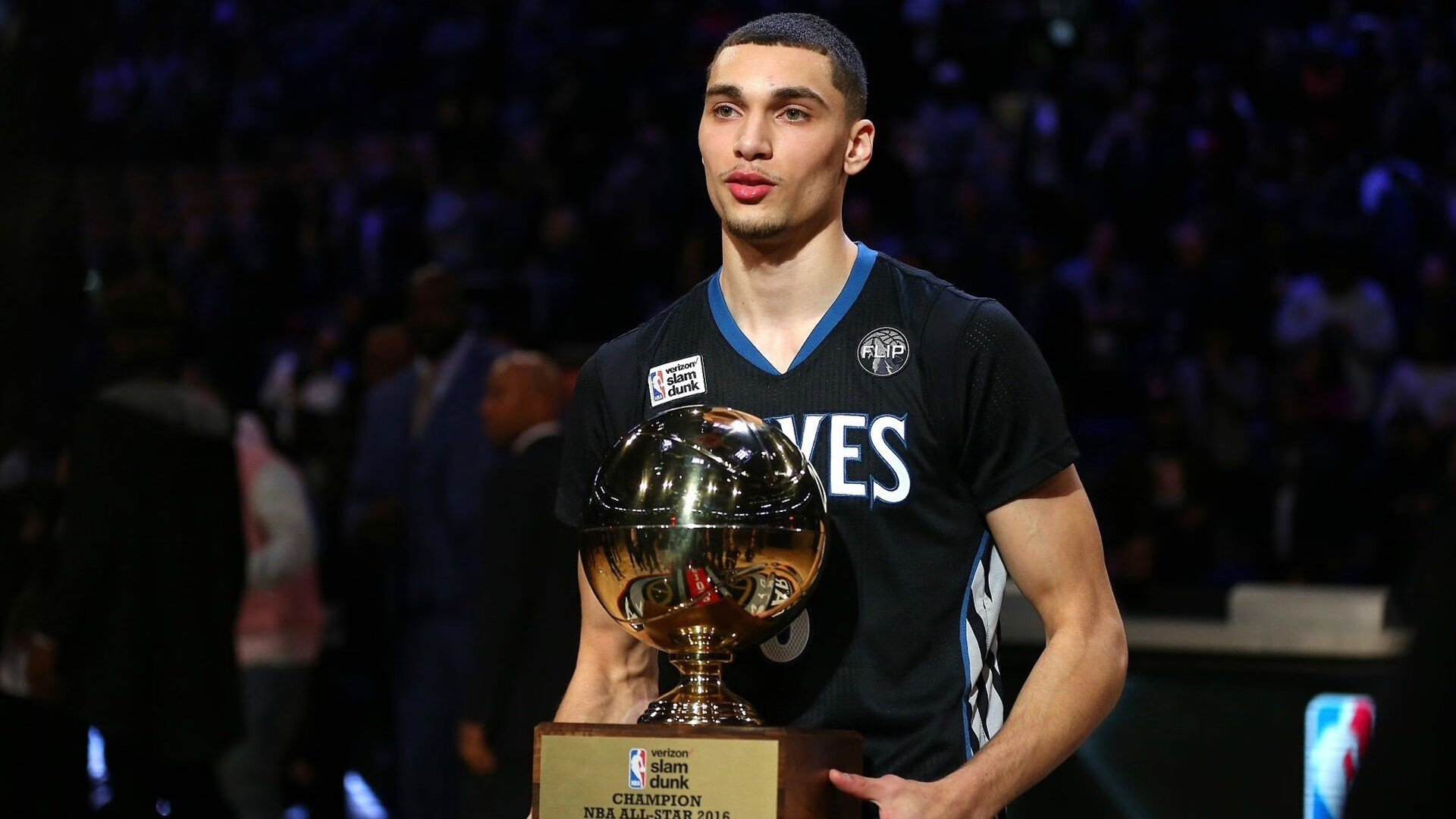 当黄喜灿在NBA接管比赛，新西兰单节拉开埃及，体育如何重绘世界地图？