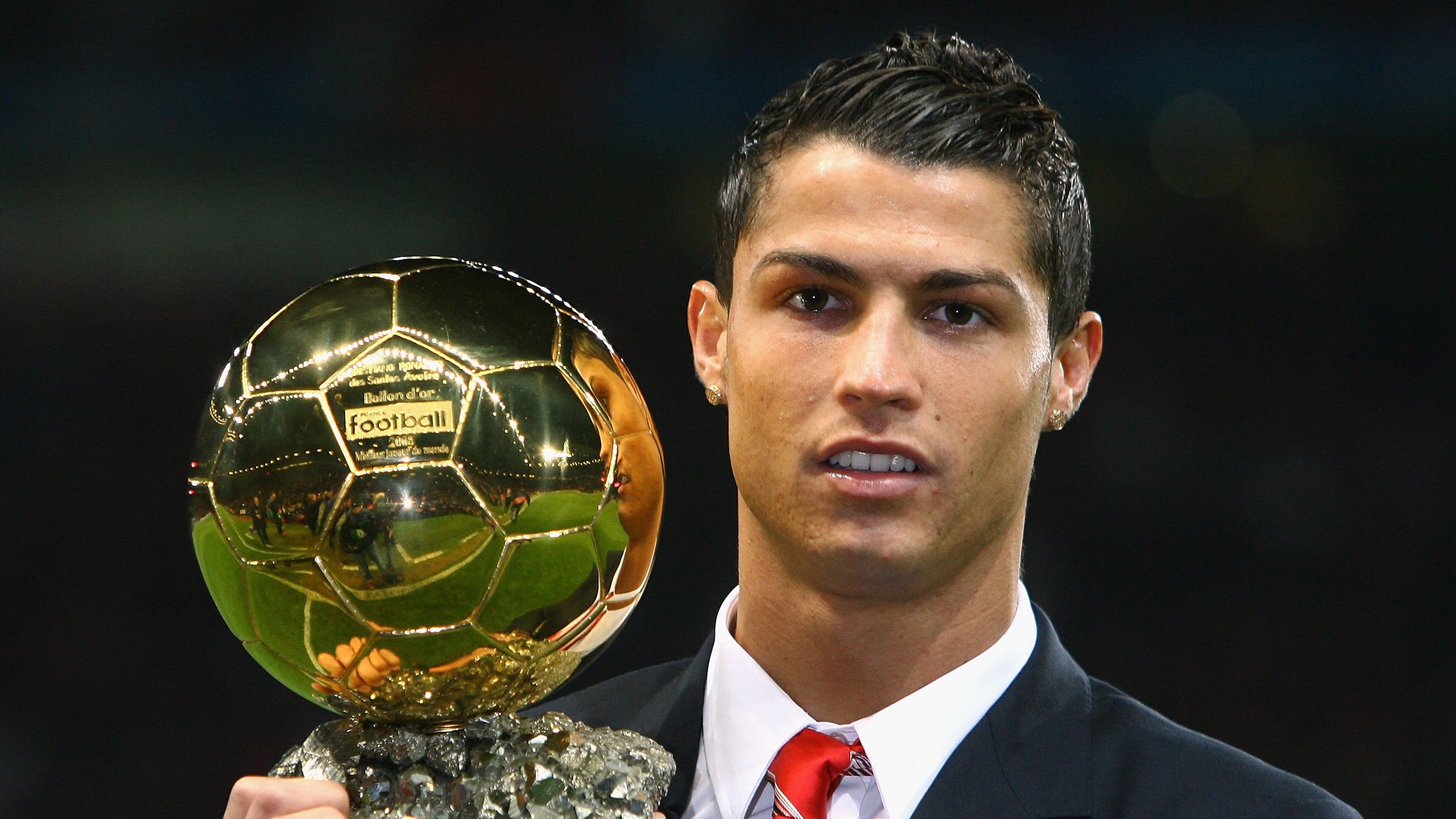 皮克之夜，当足球灵魂照亮NBA季后赛的战场